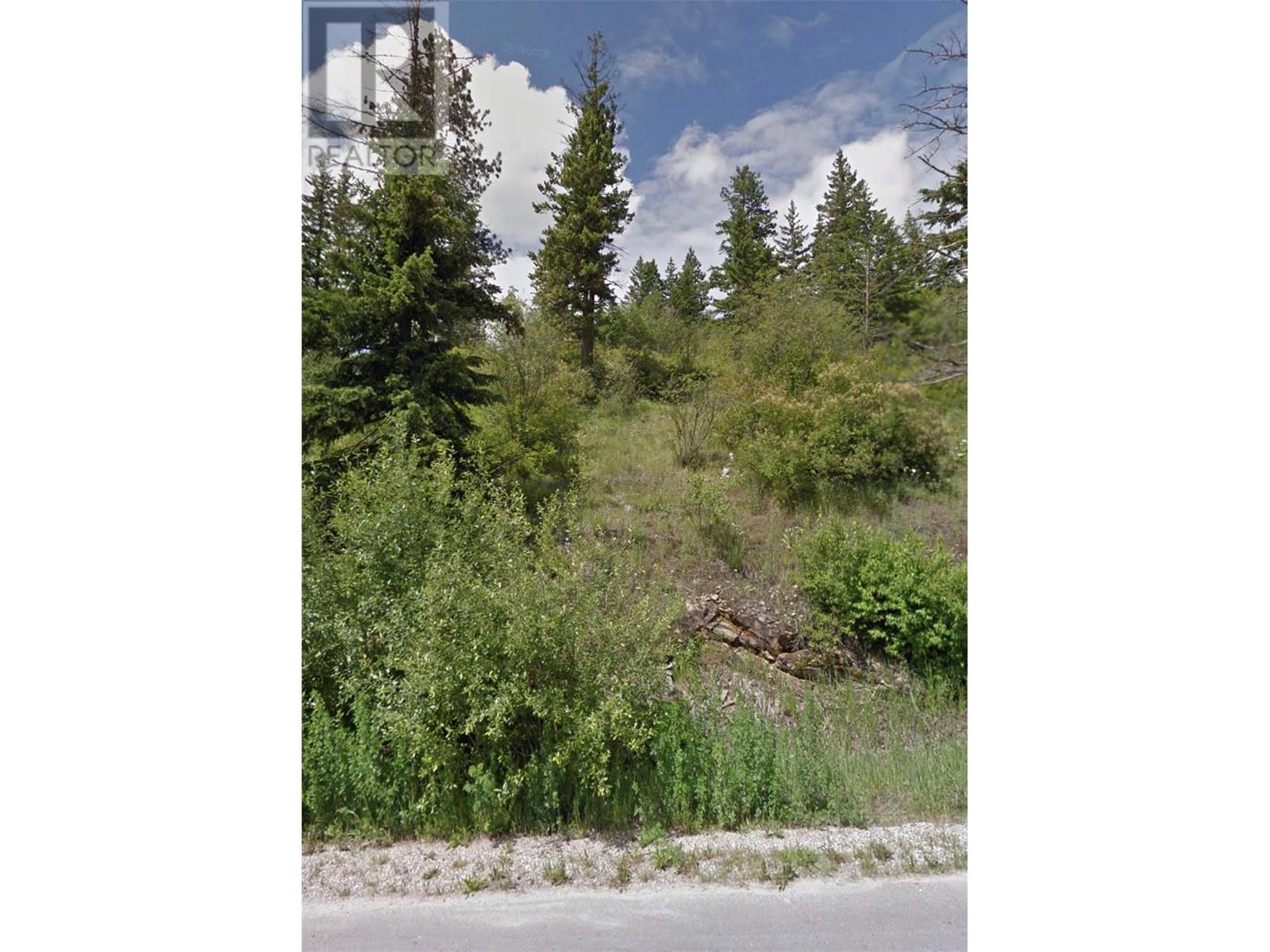 66 Twin Lakes Road