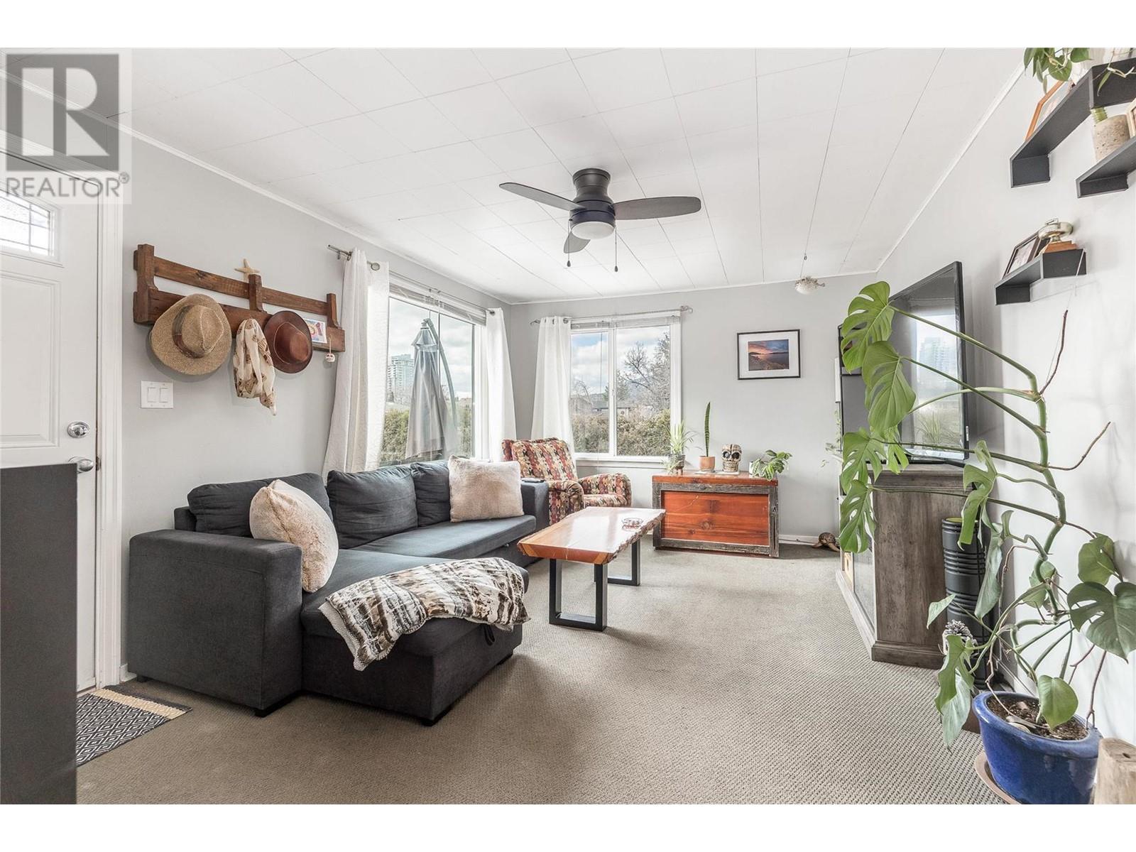 Listing 10271286 - Large Photo # 21