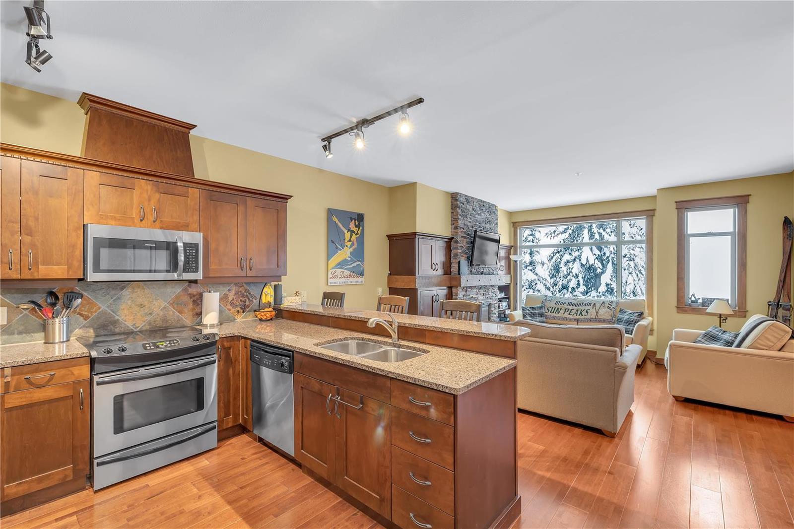 Listing 10271336 - Large Photo # 5