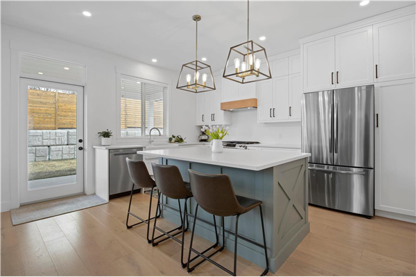 62 24th Street, NE, Salmon Arm
