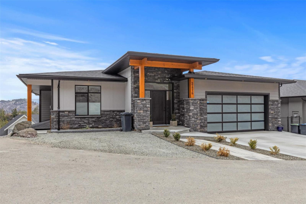 2476 Tallus Heights Lane,, West Kelowna