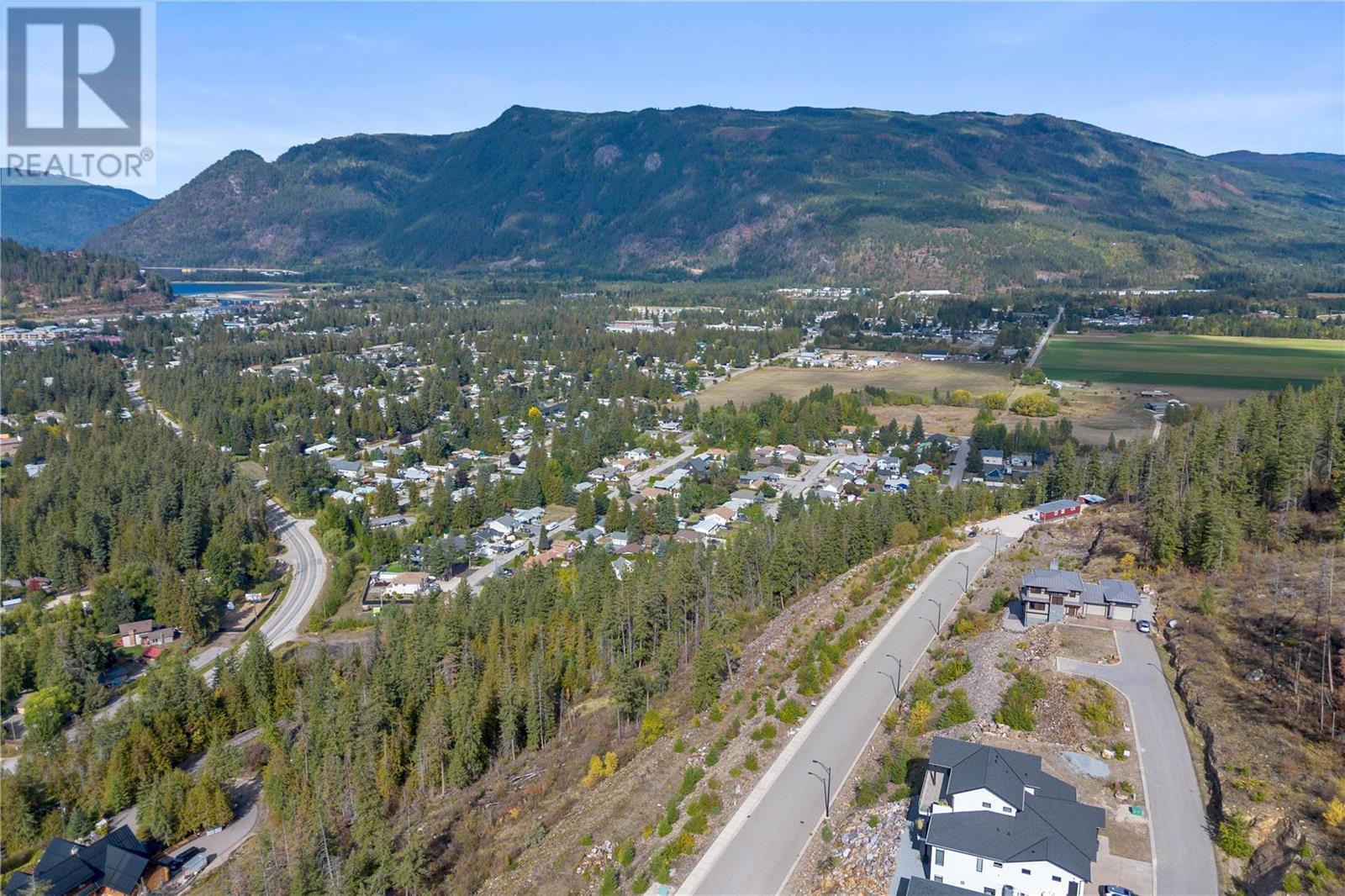 282 Bayview Drive