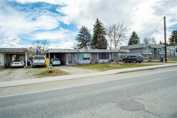463/465 McCurdy Road,, Kelowna