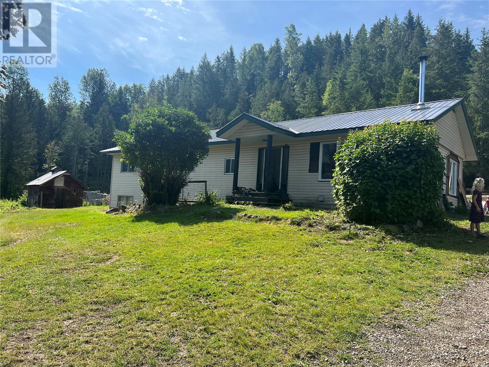Listing 10272062 - Large Photo # 1