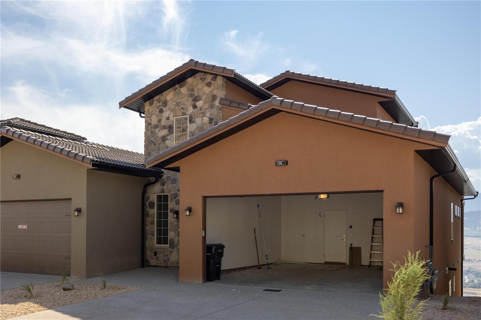 Listing 10272088 - Large Photo # 1