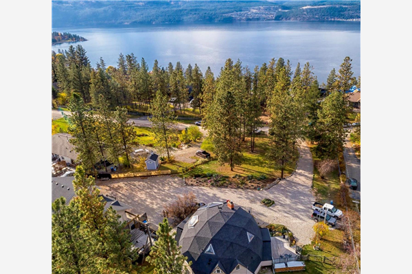 16709 Maki Road,, Lake Country
