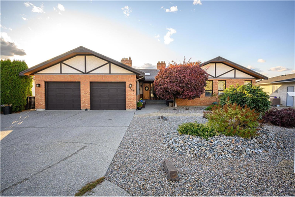 8868 Michael Drive,, Coldstream