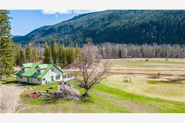 2062 Mabel Lake Road,, Enderby