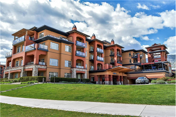 #319 15 Park Place,, Osoyoos