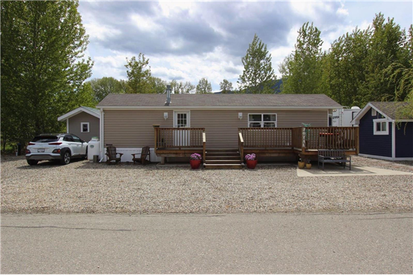 #6 2633 Squilax-Anglemont Road Road,, Lee Creek
