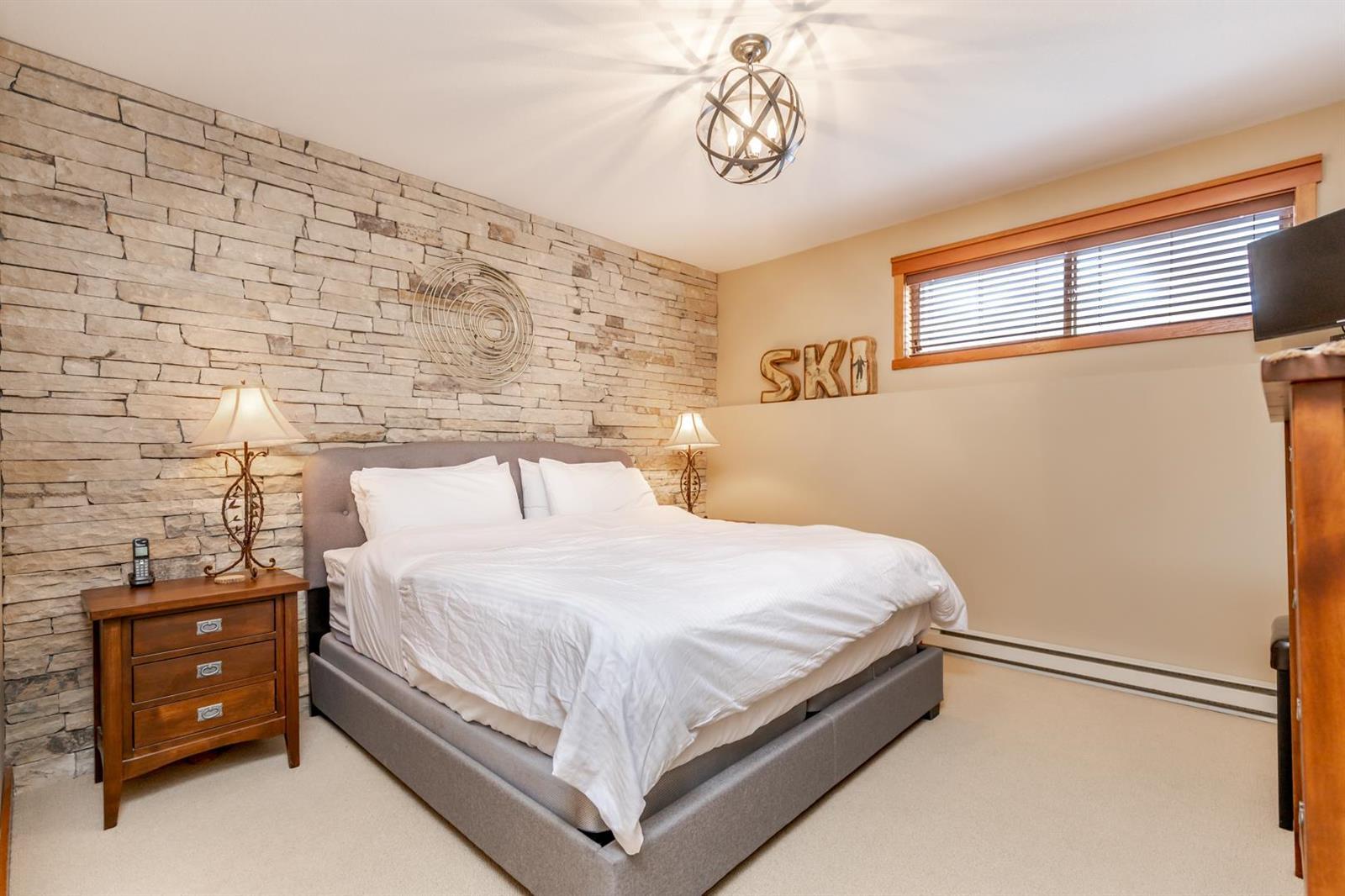 Listing 10273018 - Large Photo # 13