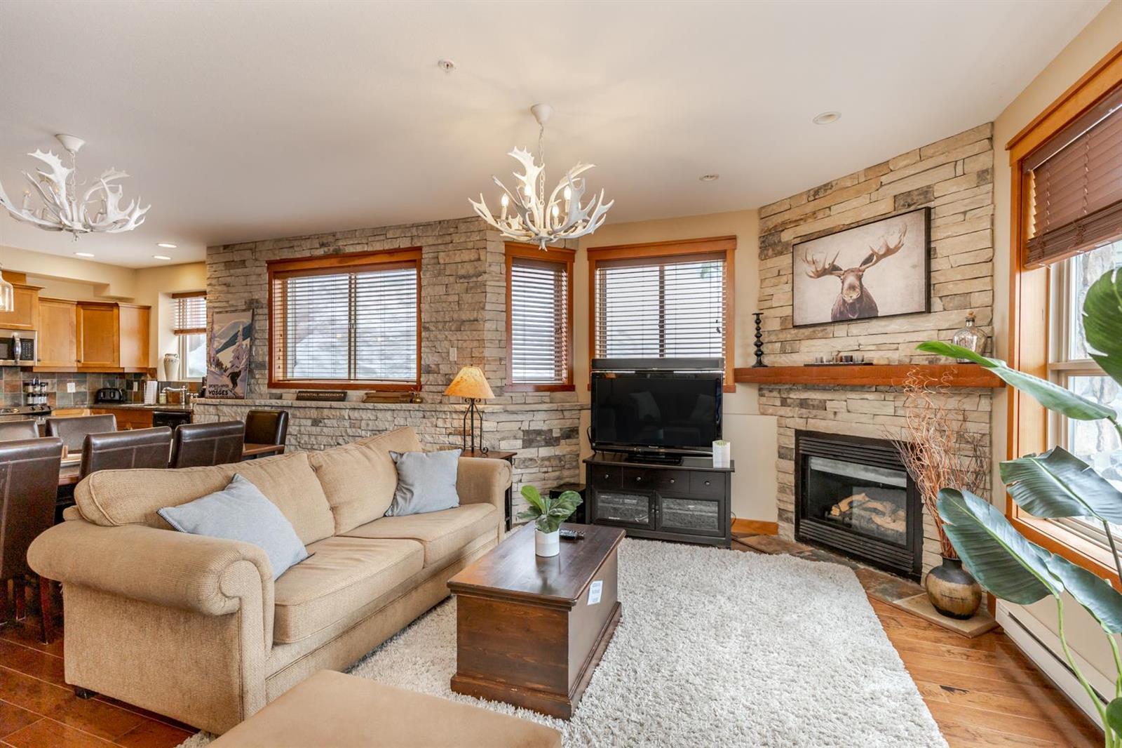 Listing 10273018 - Large Photo # 3