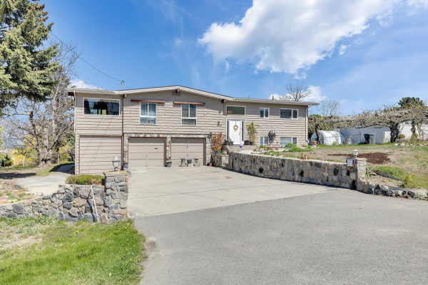 2457 Collingwood Road,, West Kelowna