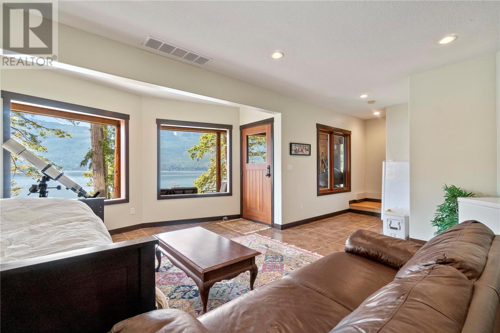 6432 Sunnybrae Canoe Point Road Unit# 6, #6