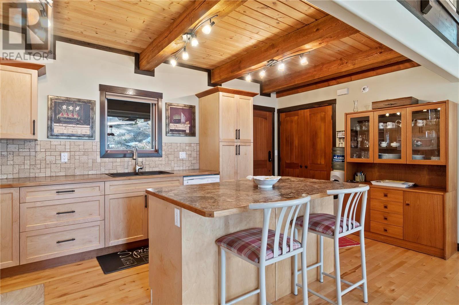 6432 Sunnybrae Canoe Point Road Unit# 6, #6