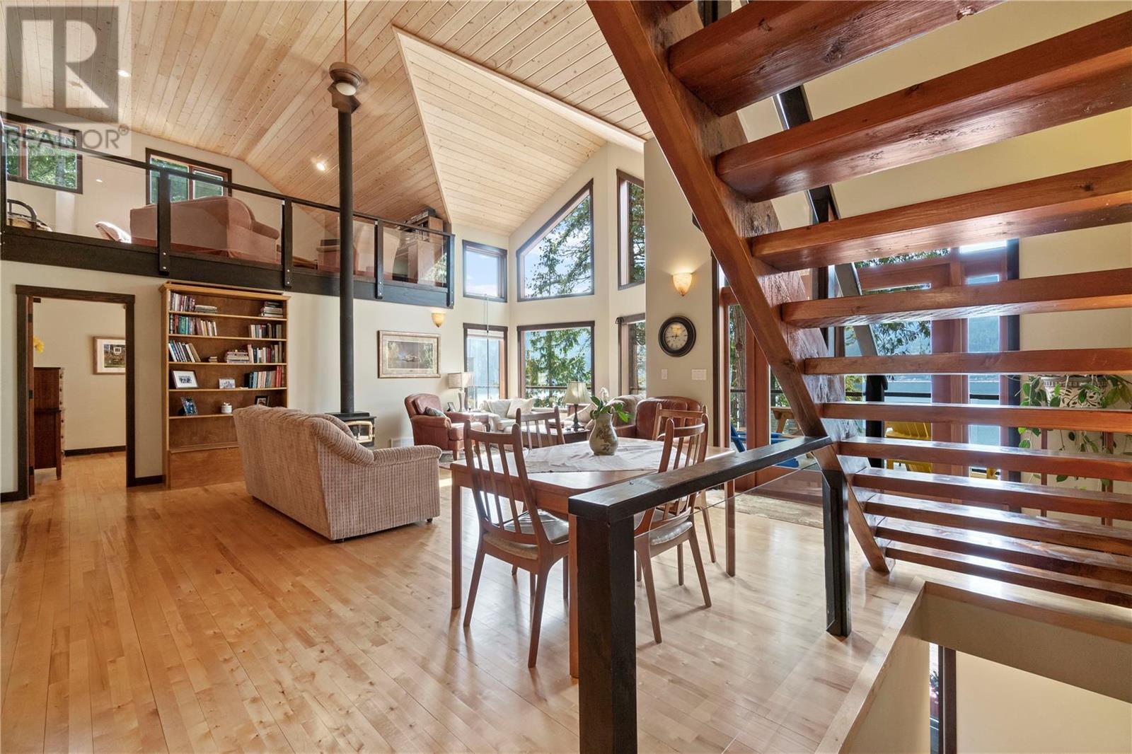 6432 Sunnybrae Canoe Point Road Unit# 6, #6
