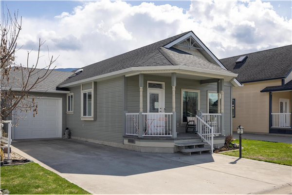 #34 2339 Patterson Avenue,, Armstrong