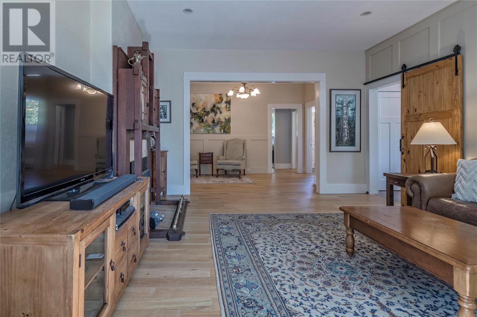Listing 10273174 - Large Photo # 10