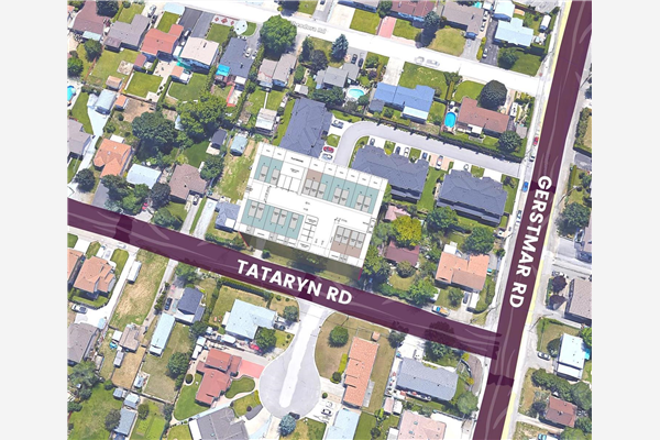 1085 Tataryn Road,, Kelowna