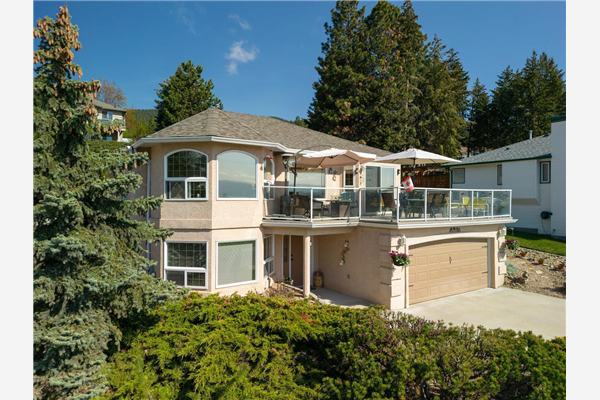 3046 Whispering Hills Drive,, West Kelowna