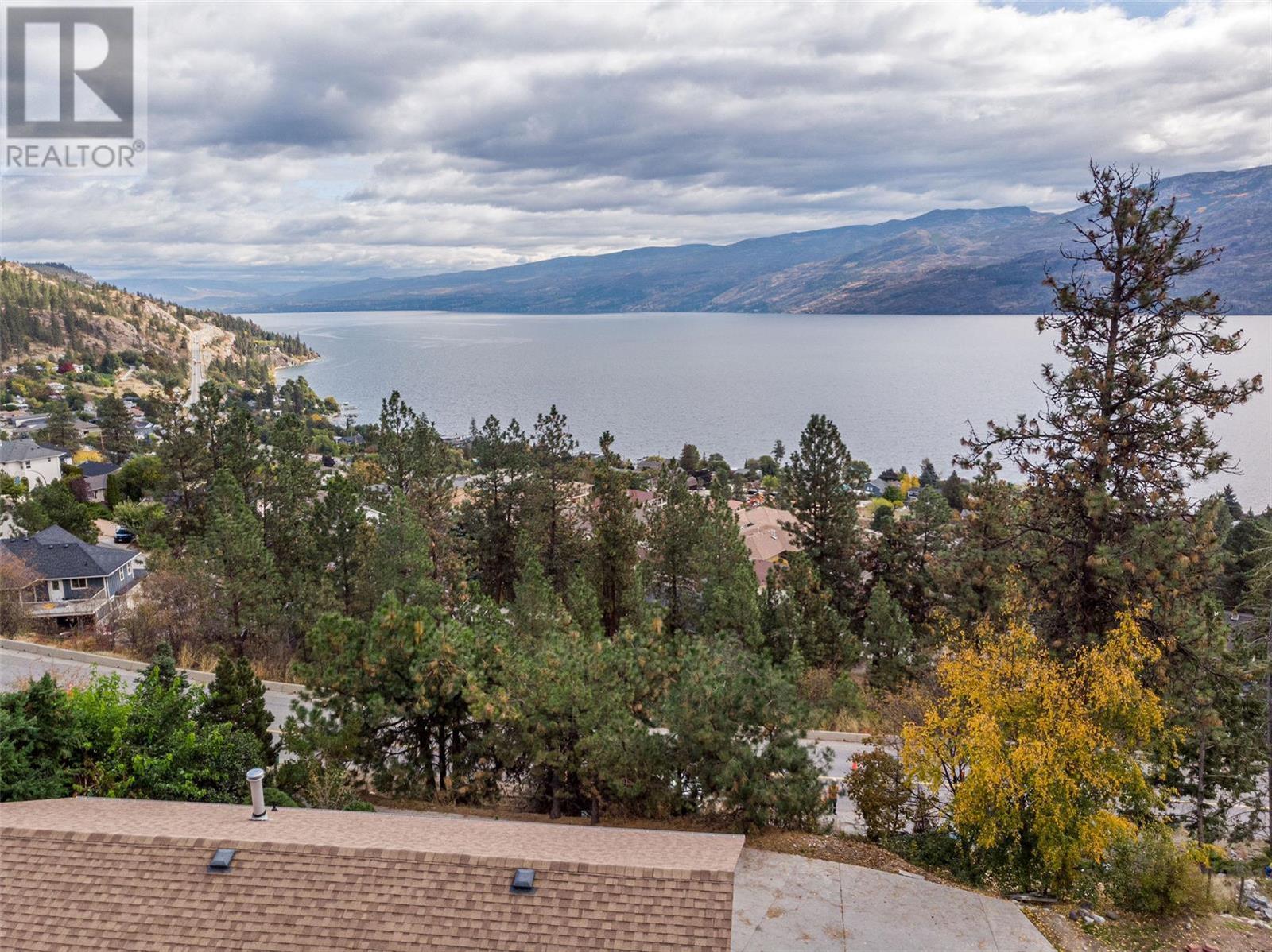 5270 TREPANIER BENCH Road
