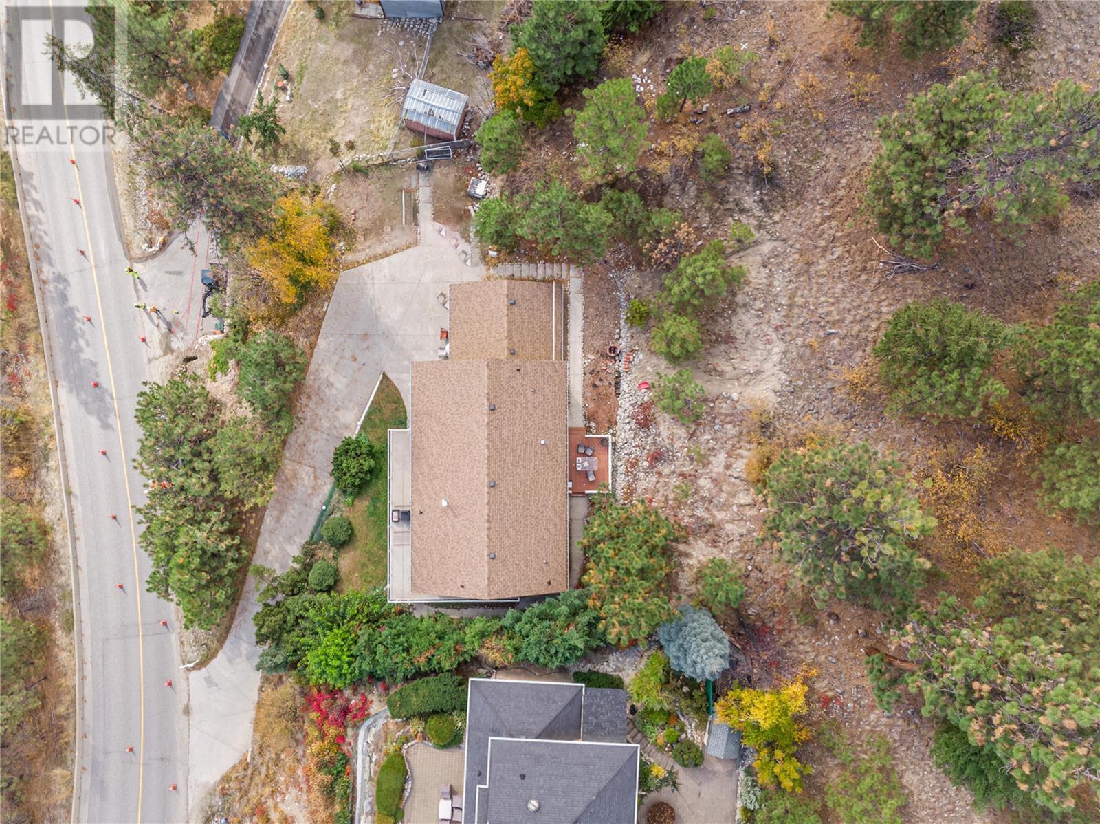 5270 TREPANIER BENCH Road