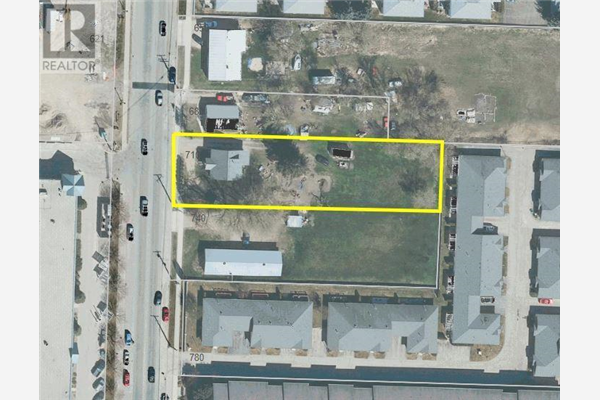 710 10 Street, SW, Salmon Arm