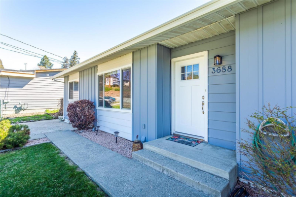 3688 Granada Crescent,, West Kelowna