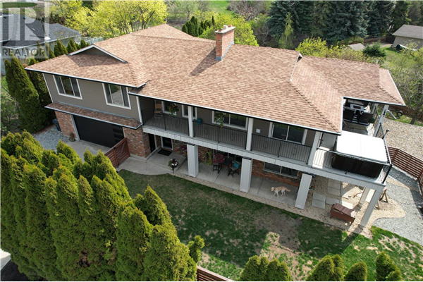 415 Upland Drive,, Coldstream