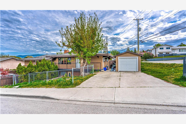2301A 39 Street,, Vernon