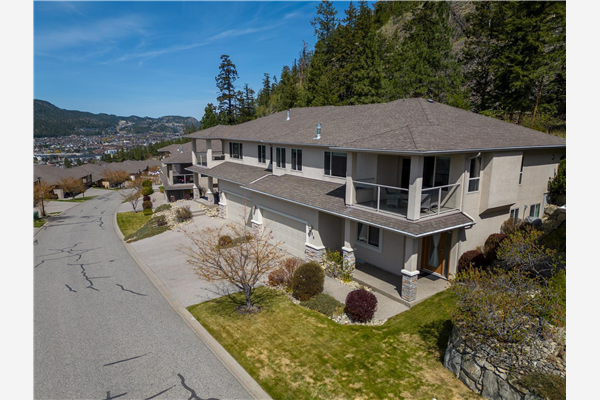 #356 663 Denali Court,, Kelowna