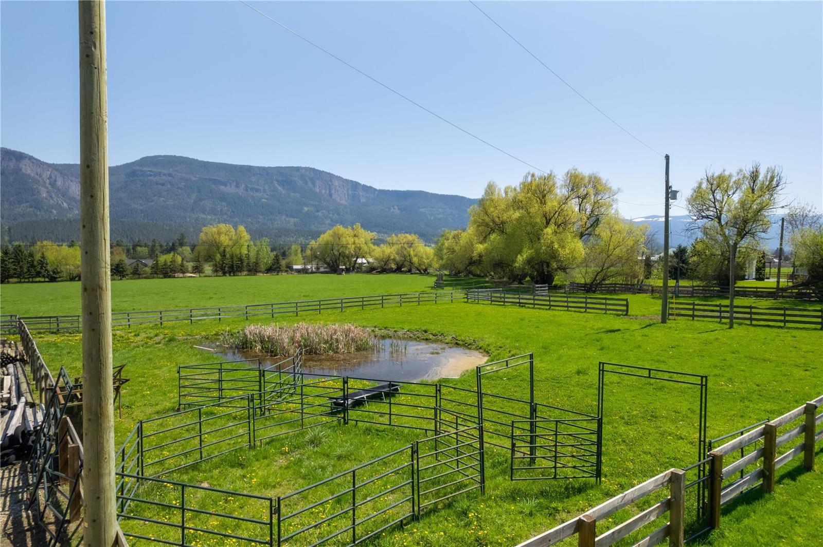6619 Highway 97A
