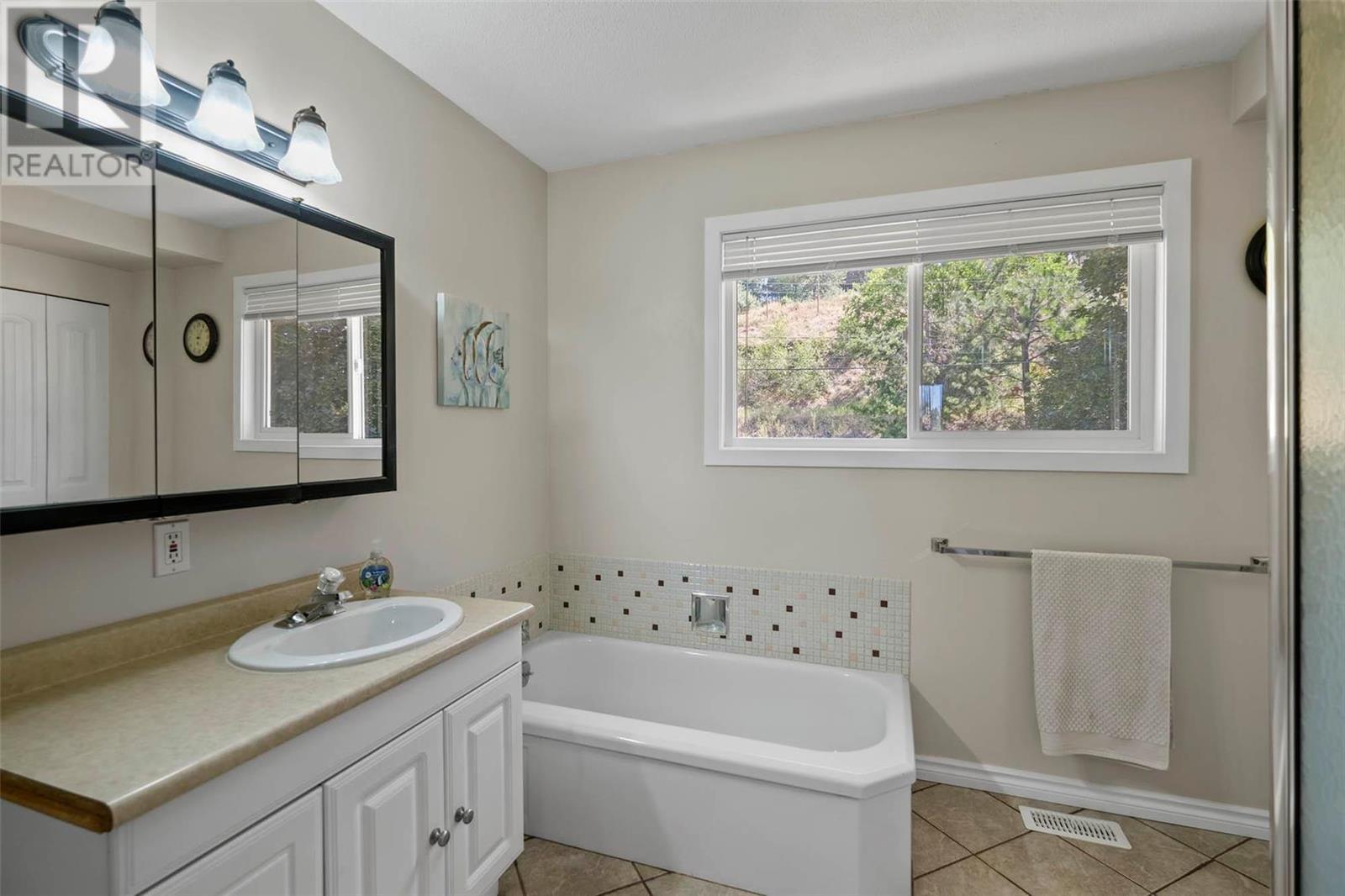 Listing 10273758 - Large Photo # 21