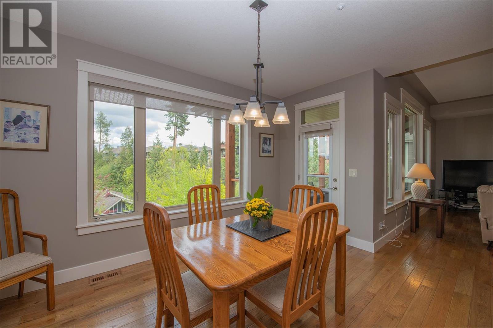 Listing 10273941 - Large Photo # 29