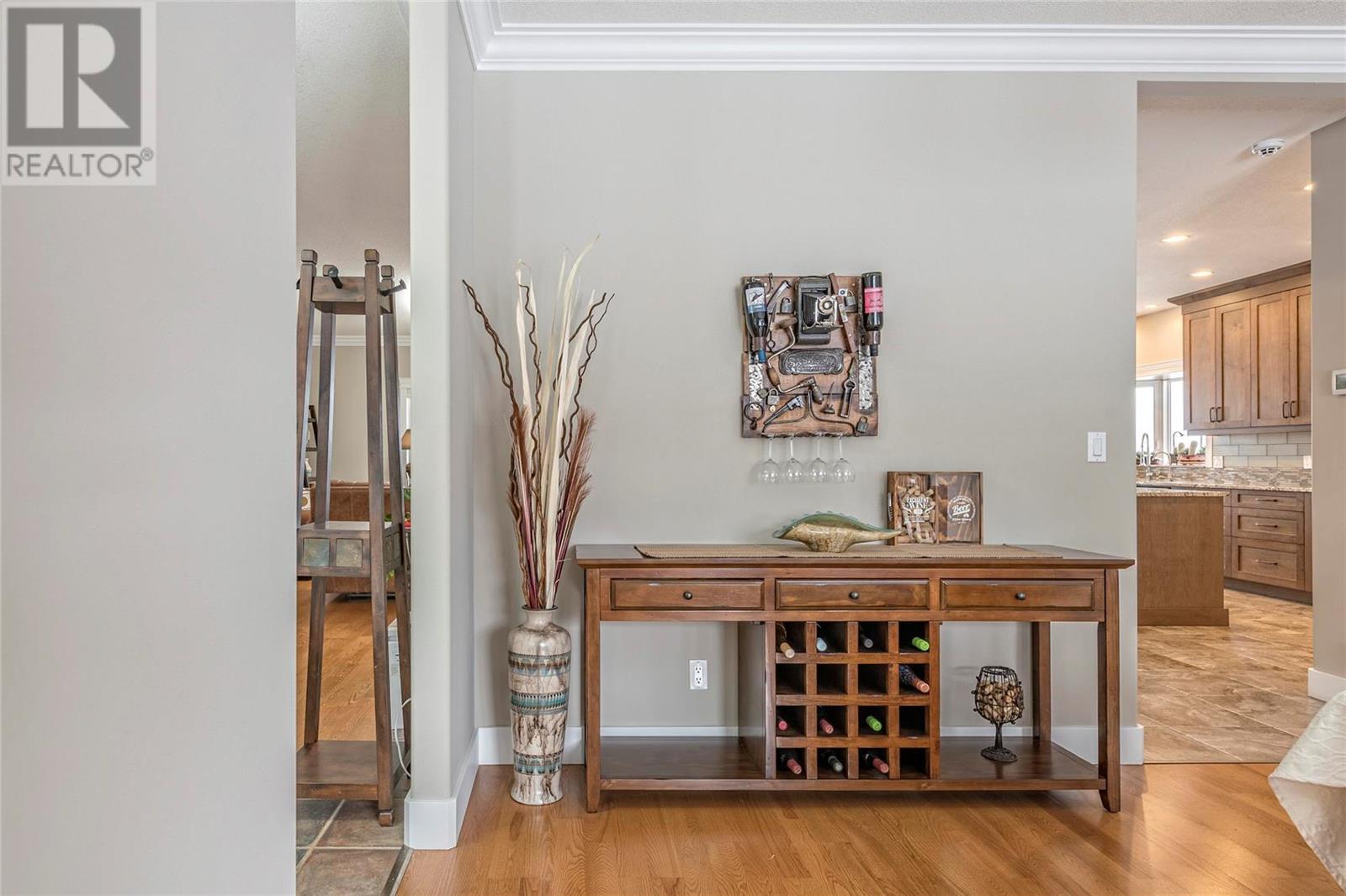 Listing 10273947 - Large Photo # 25