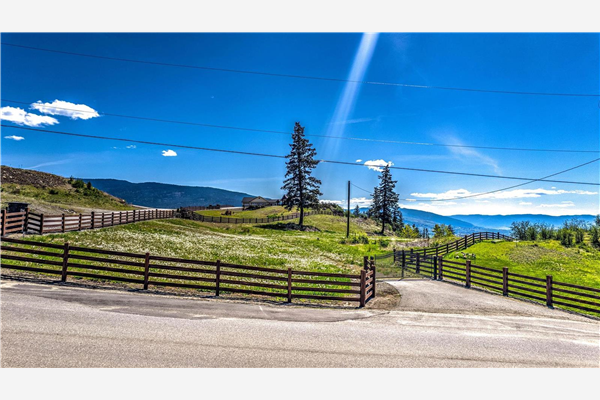 1134 Page Road,, Armstrong