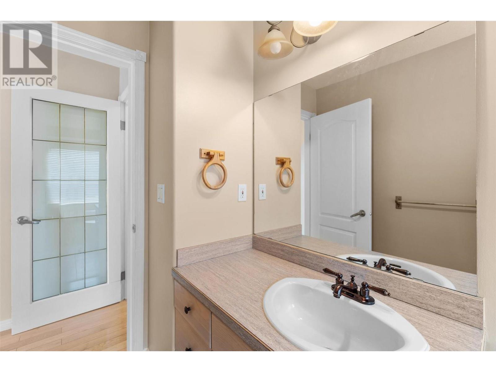 2592 Alpen Paradies Road Unit# 19, #19