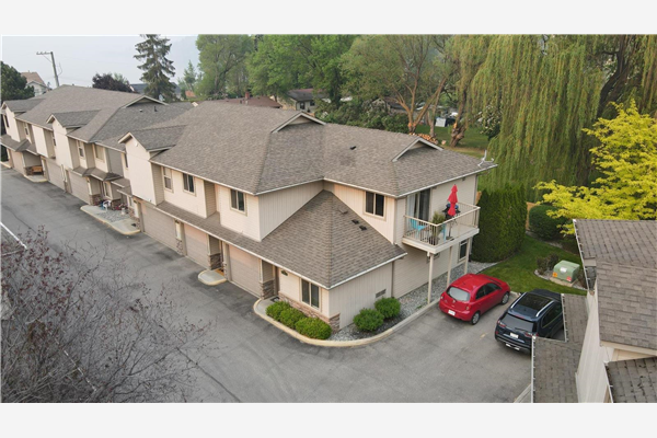 #10 3339 Clement Road,, Lake Country