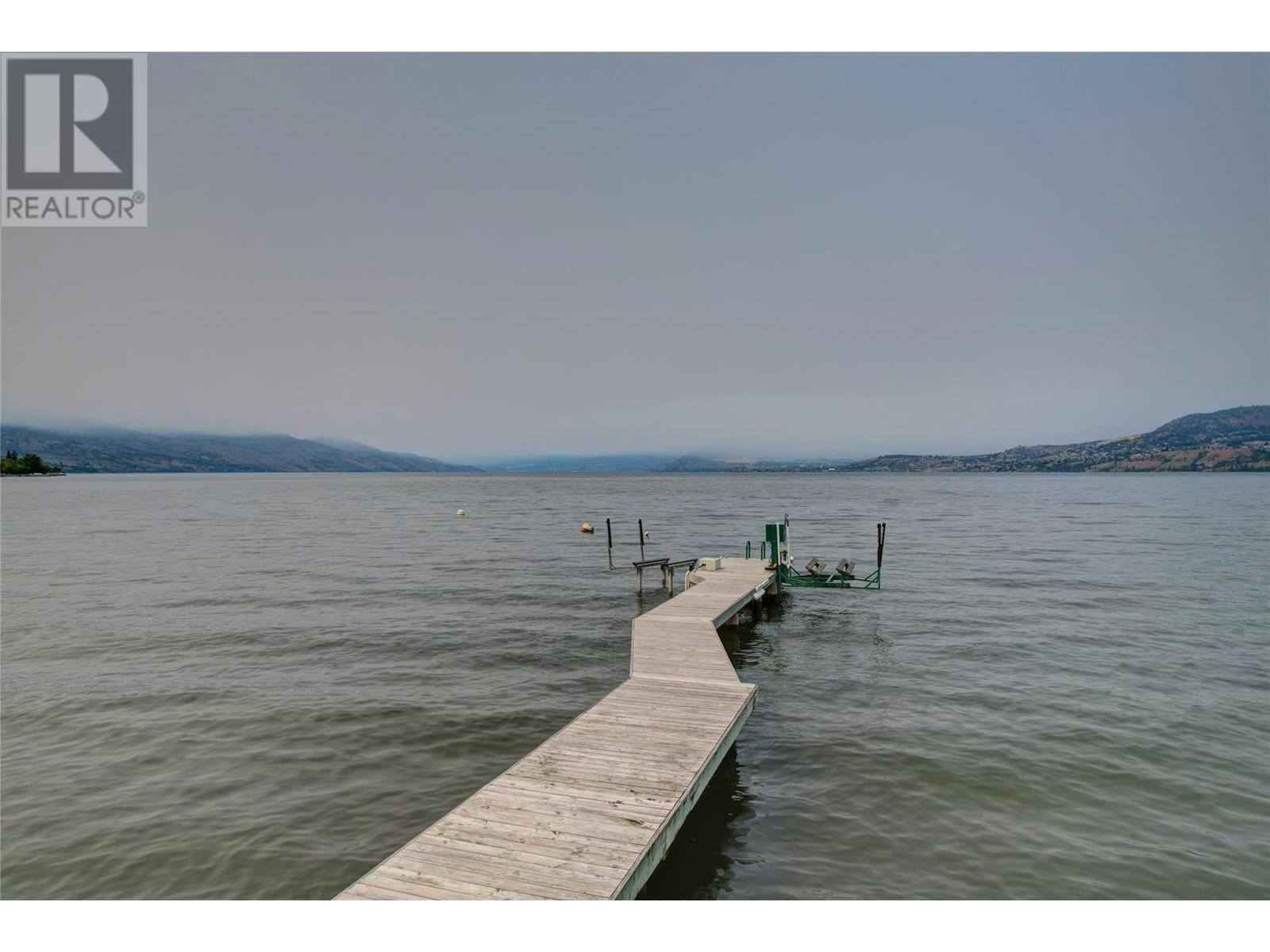 4100 Lakeshore Road