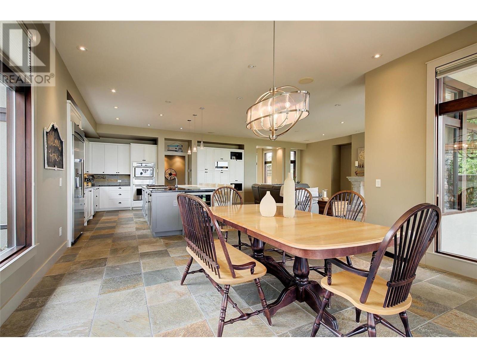 4100 Lakeshore Road