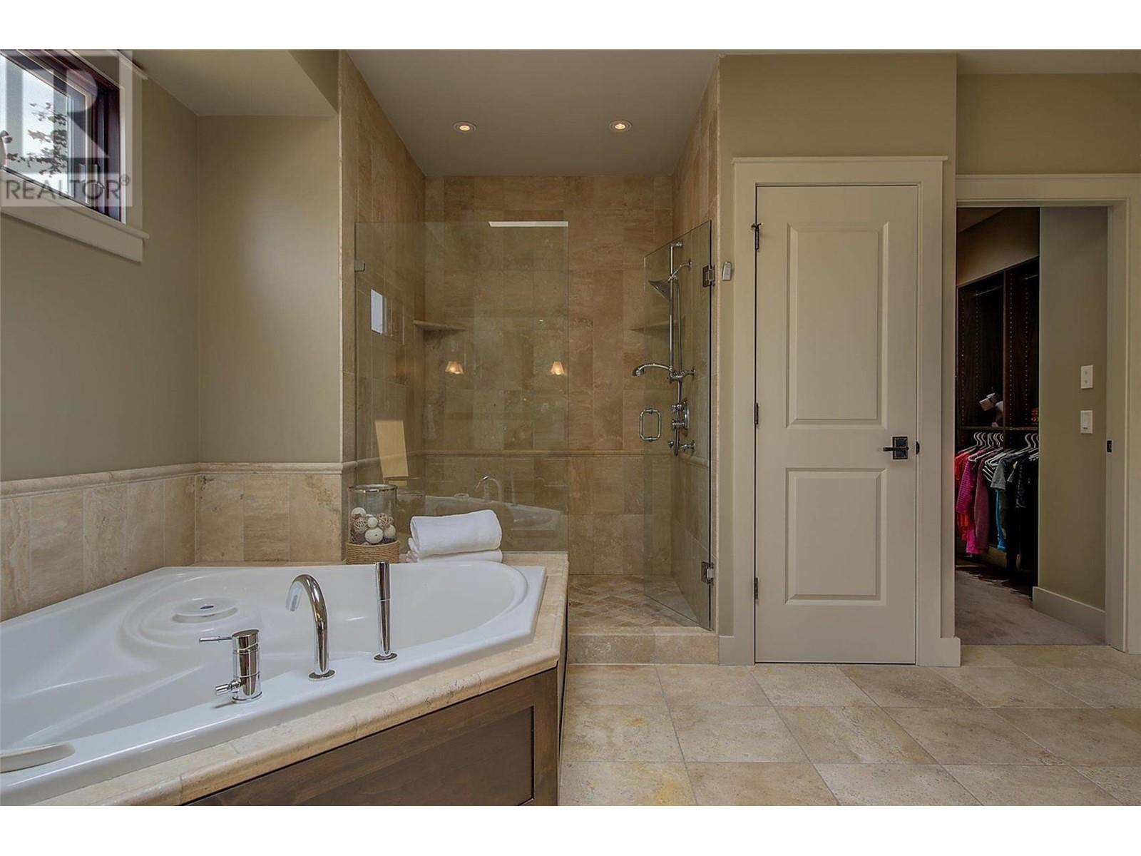 4100 Lakeshore Road