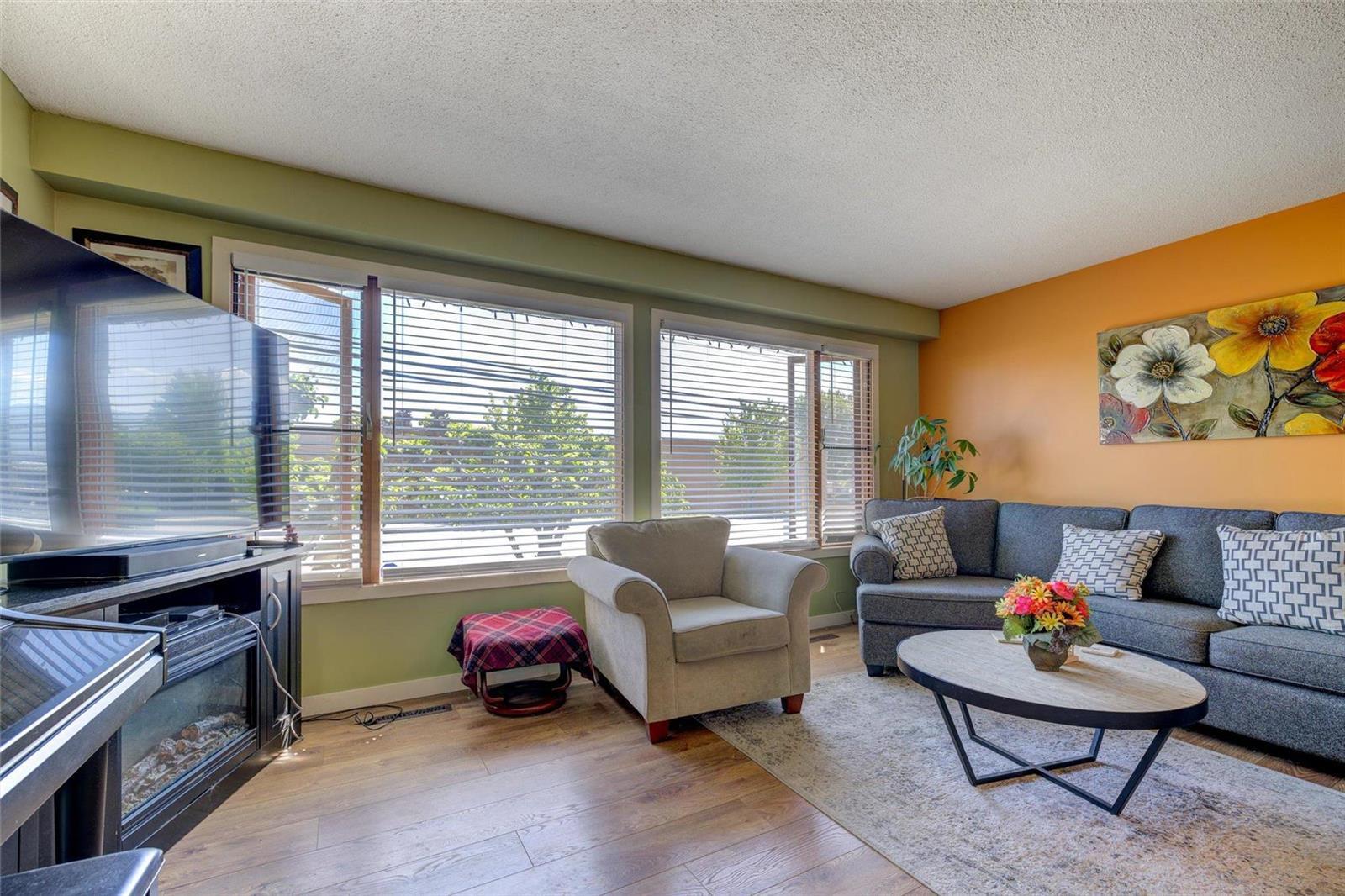 Listing 10275486 - Large Photo # 11