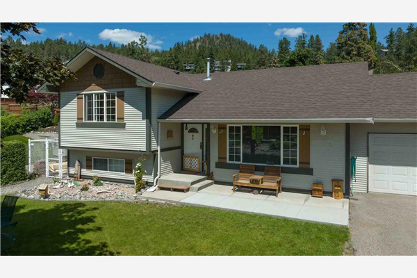4995 Elliott Avenue,, Peachland