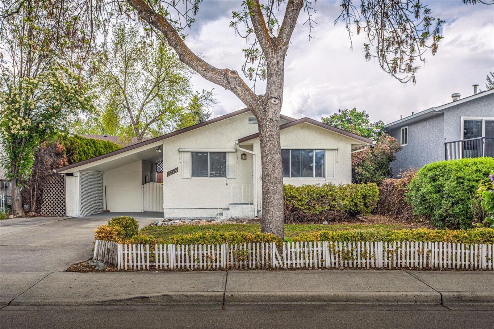 1074 Raymer Avenue,