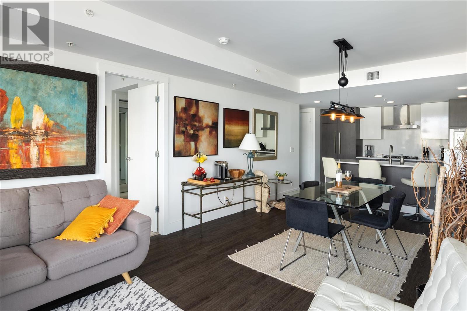 Listing 10275616 - Large Photo # 13