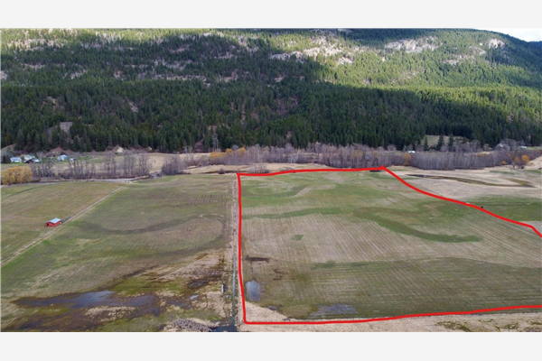 6157010 Salmon River Road,, Salmon Arm
