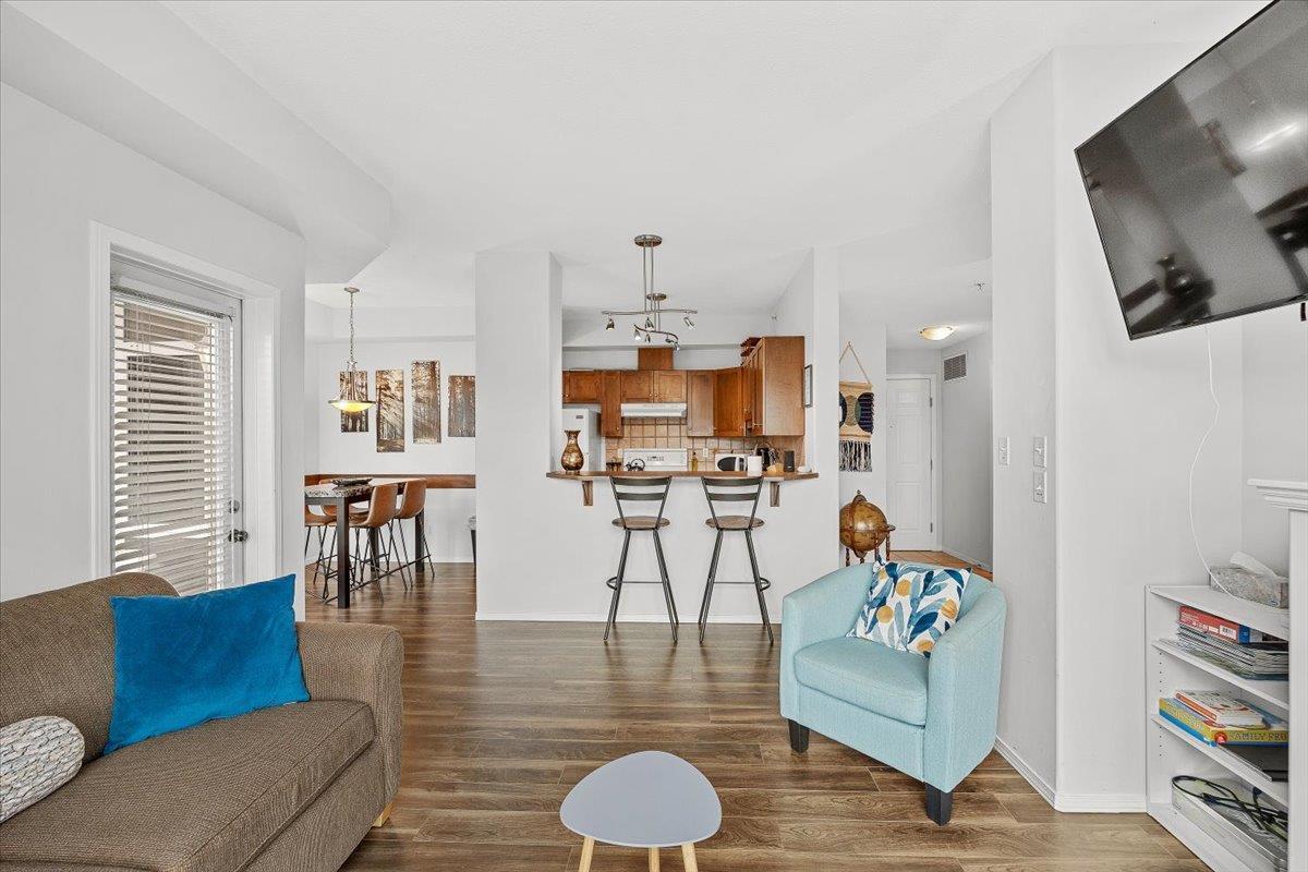 Listing 10275673 - Large Photo # 13