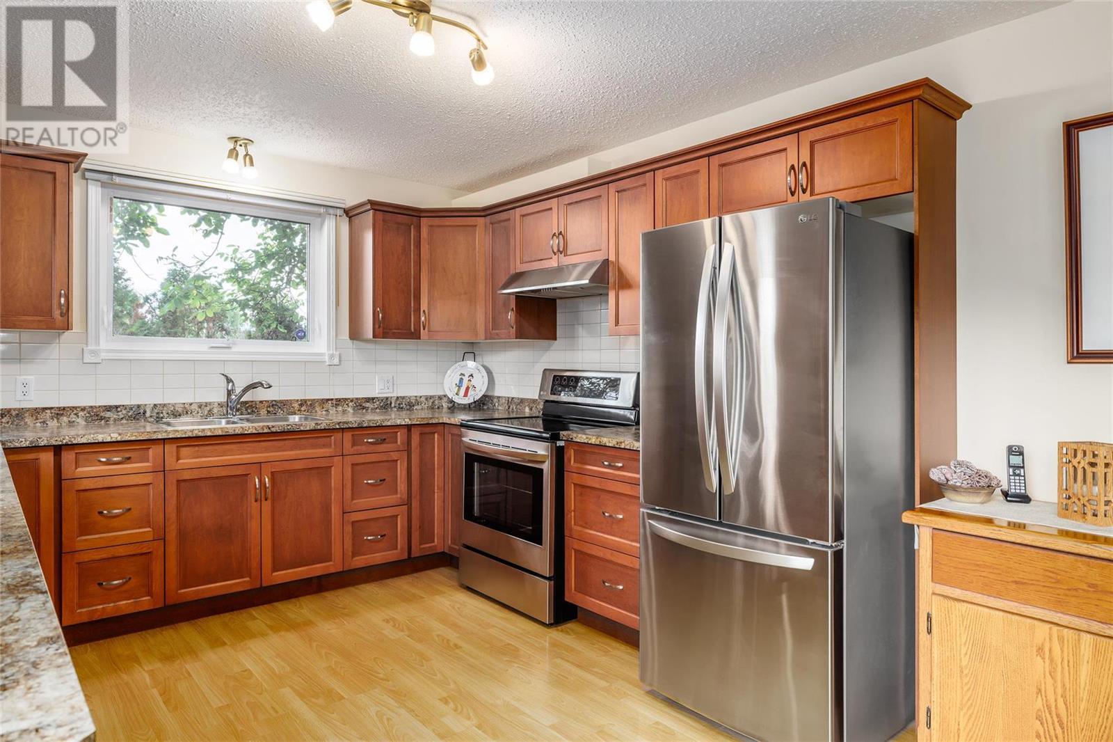 Listing 10275676 - Large Photo # 8