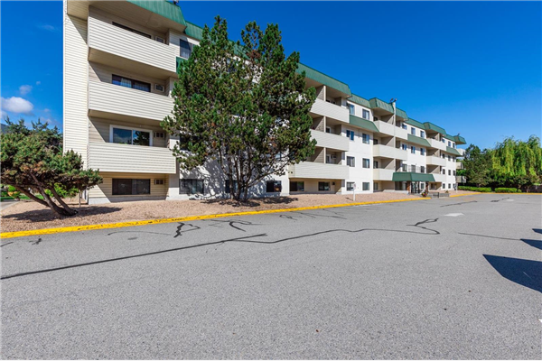 #409 150 Skaha Place,, Penticton