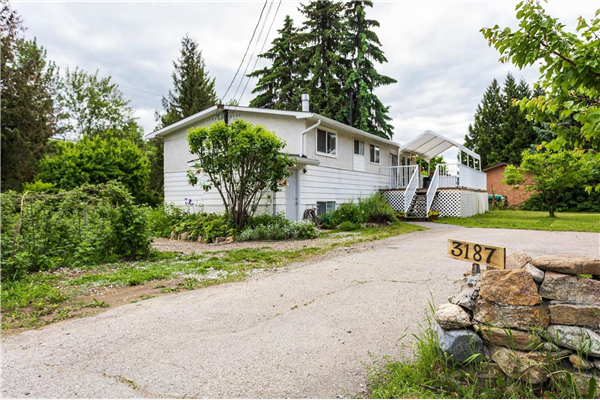 3187 Mayrus Road,, Lake Country